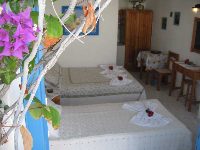 Augusta Studios & Apartments Náousa Eksteriør billede